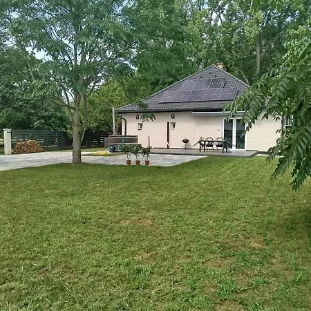 Karat Apartment
